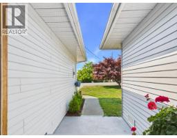 4706 Ontario Ave, Powell River, BC V8A5L6 Photo 48