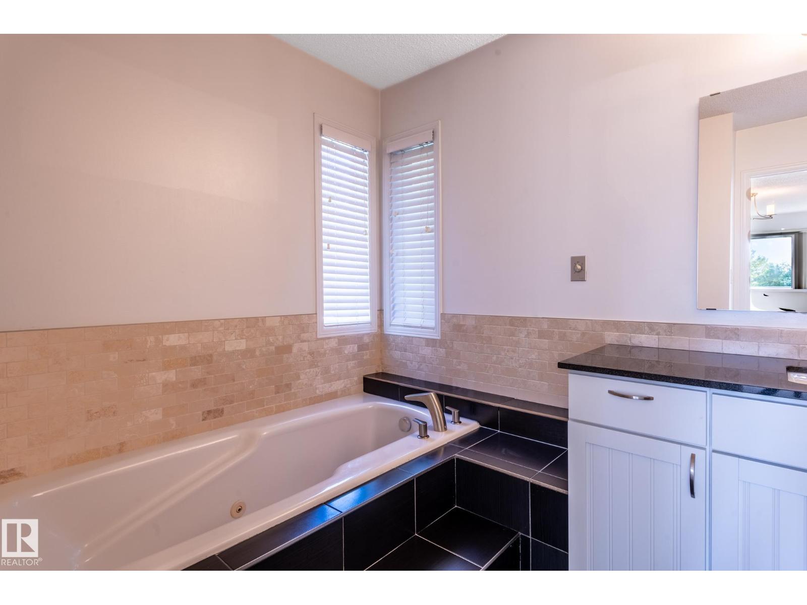 13 CANYON DR - 45