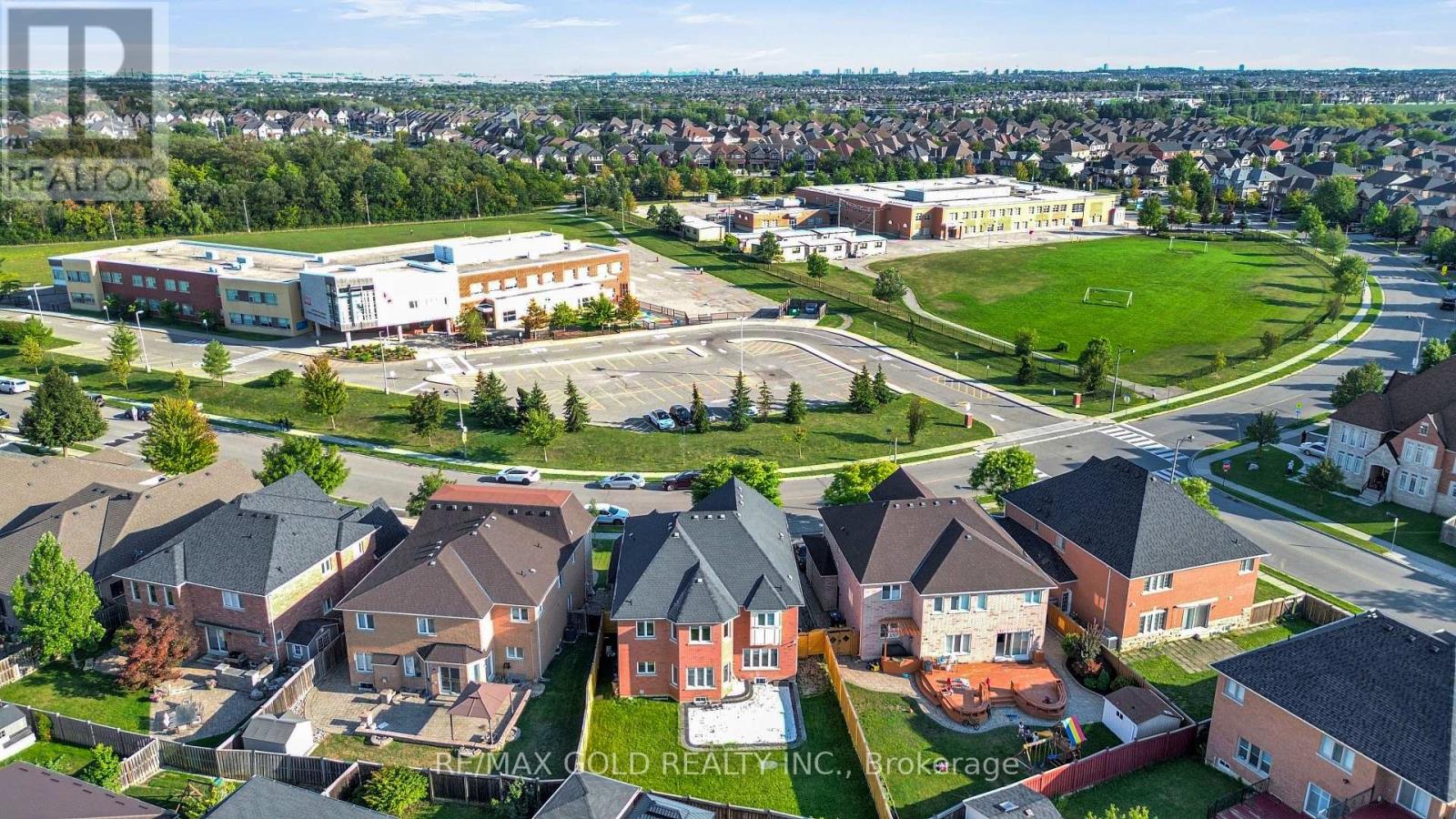 26 MOUNT ROYAL CIRCLE - Image 47