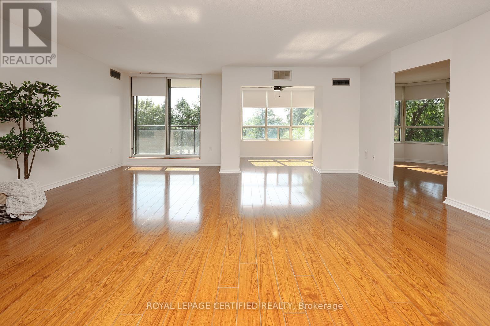 #312 20 CHERRYTREE DRIVE - Image 8