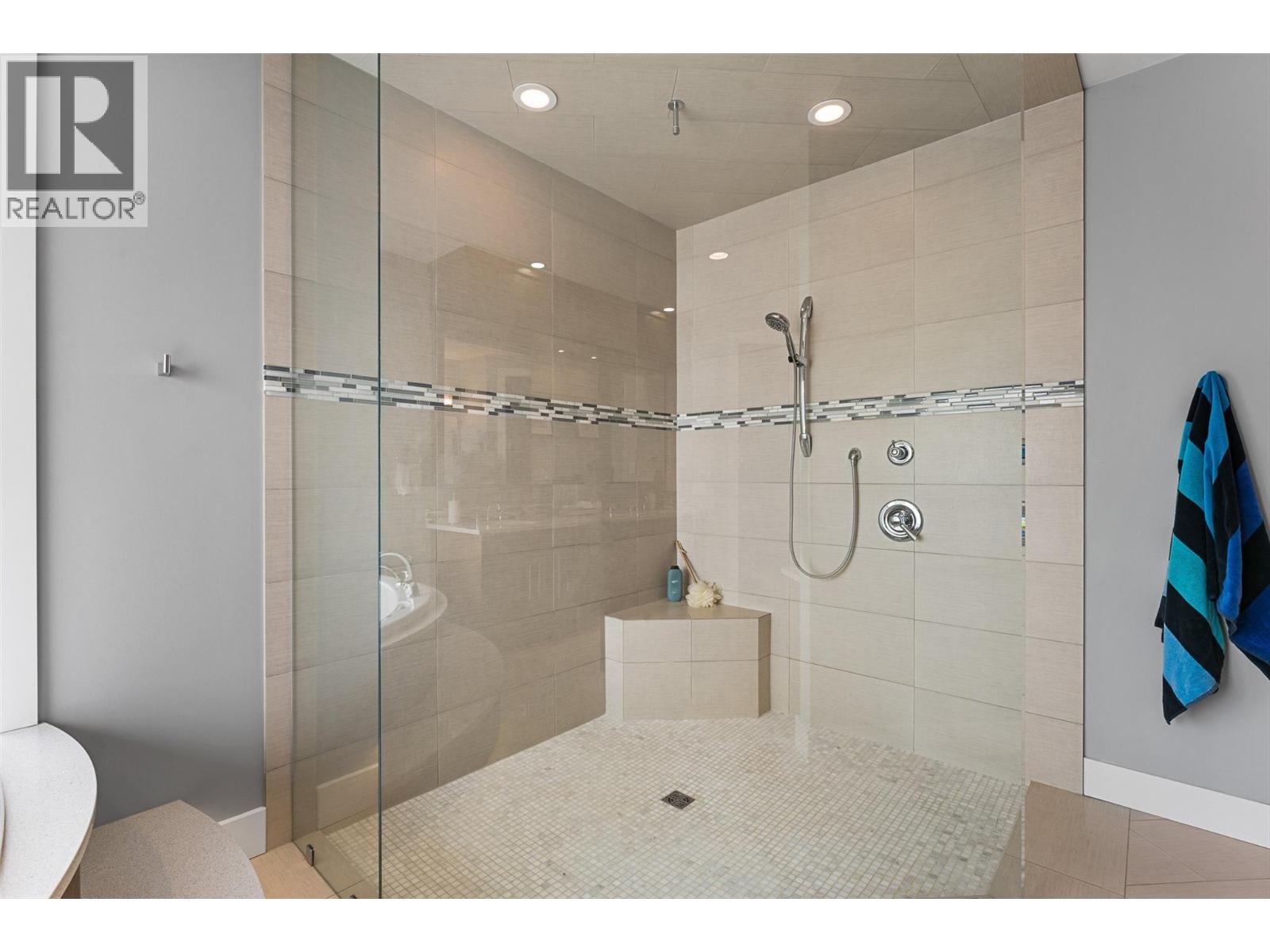 126 Sky Court, Kelowna - Image 1