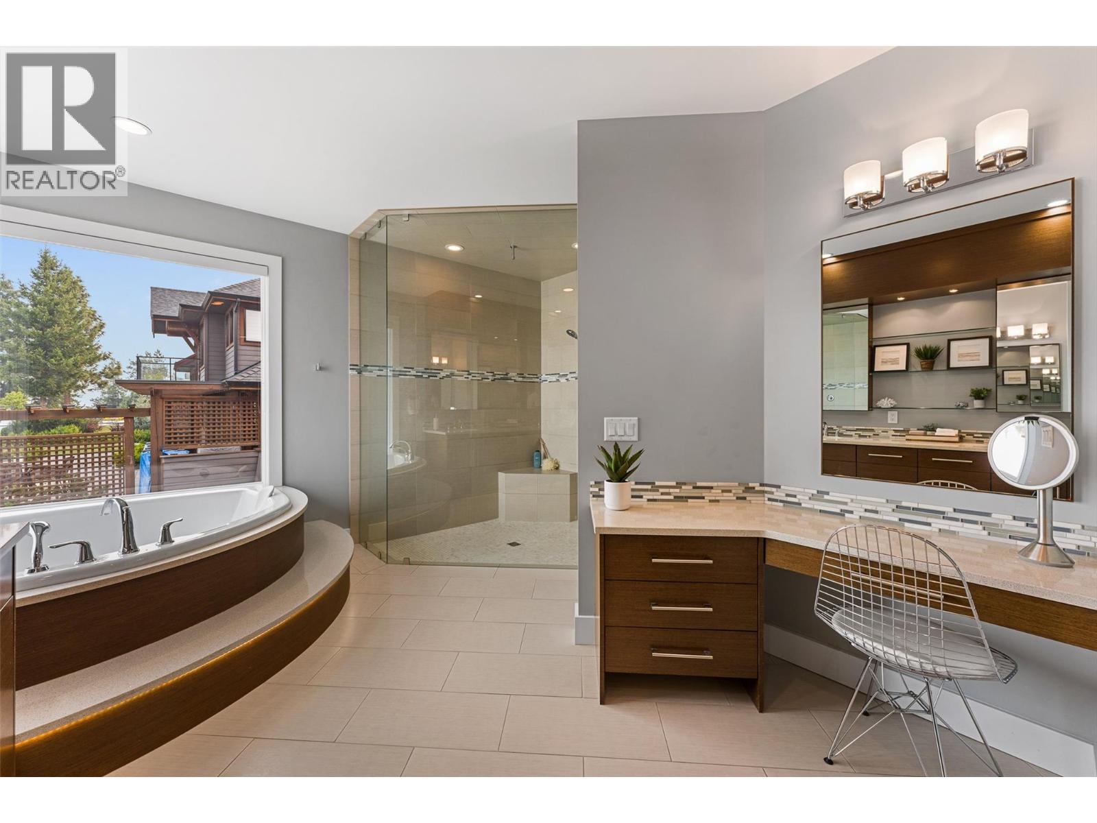 126 Sky Court, Kelowna - Image 1