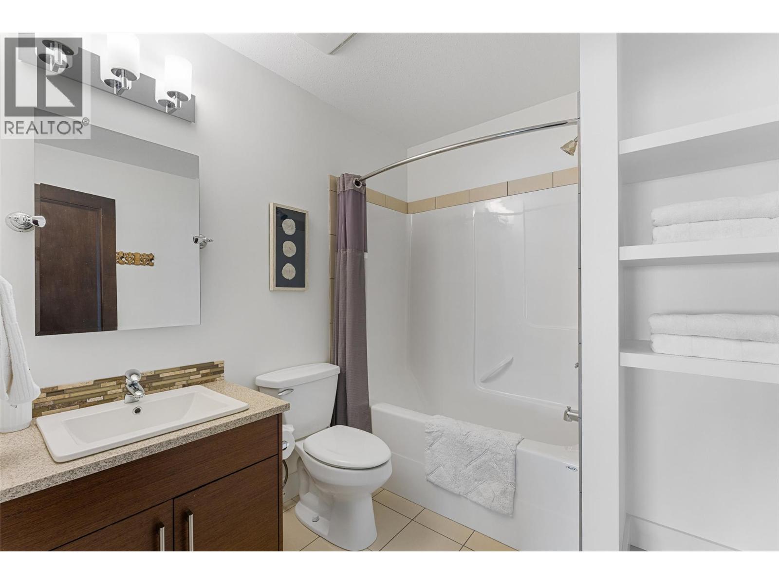 126 Sky Court, Kelowna - Image 1
