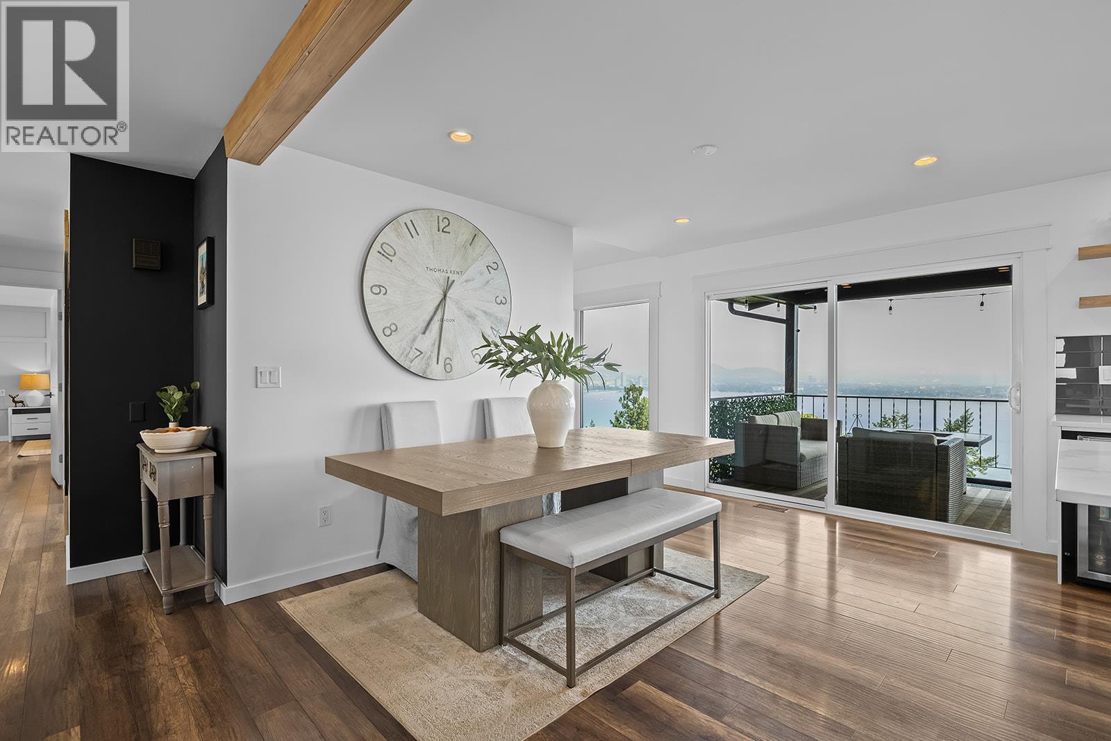 2751 Lakeview Road - Image 24