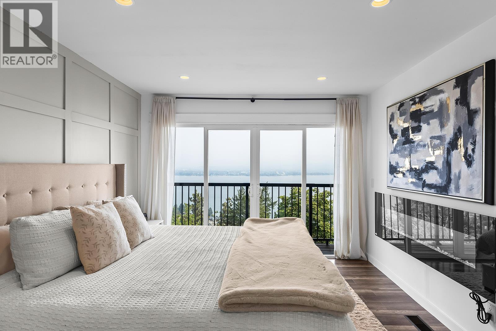 2751 Lakeview Road - Image 33