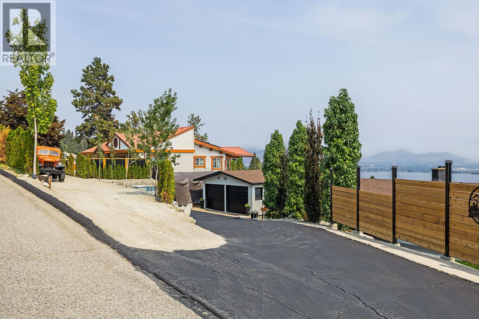 2751 Lakeview Road - Image 44