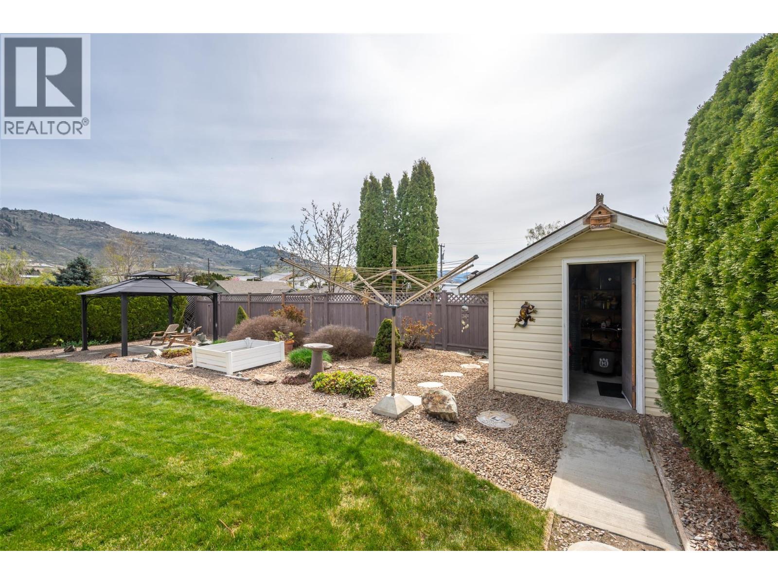 3 Spruce Court - 42