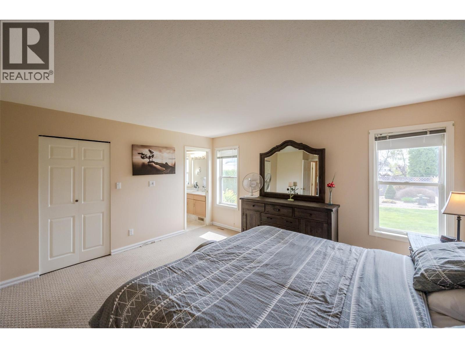 3 Spruce Court - 27