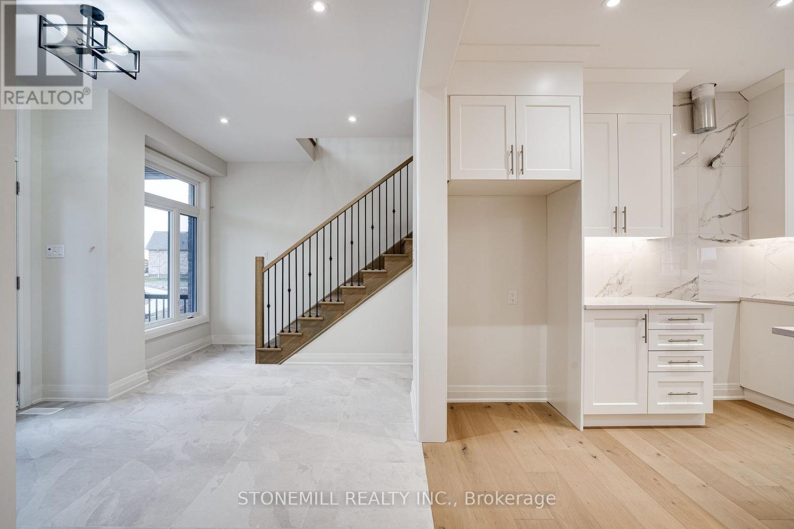 239 MIDLAND PLACE - 5