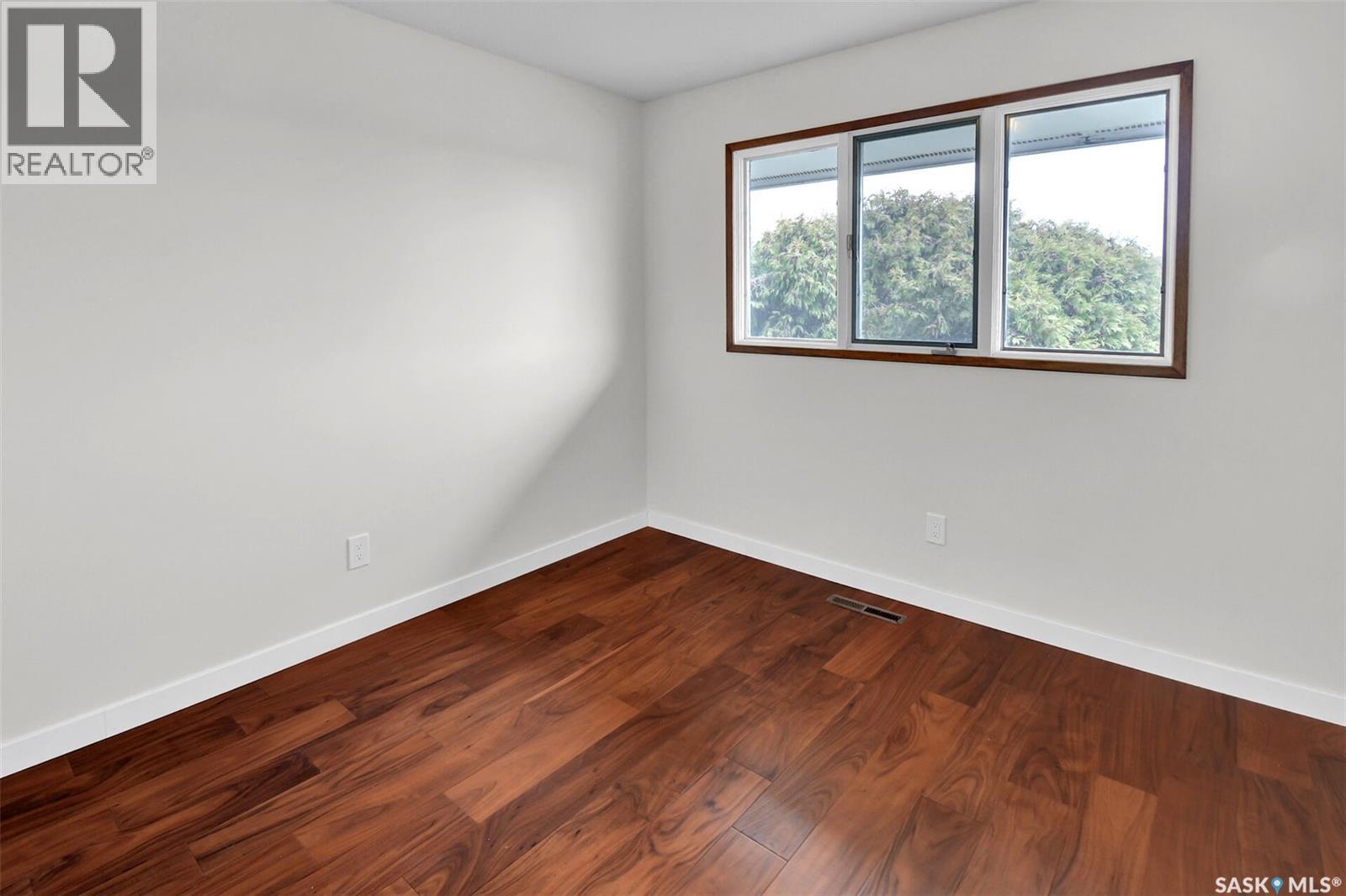 2113 Spadina CRESCENT E - 18
