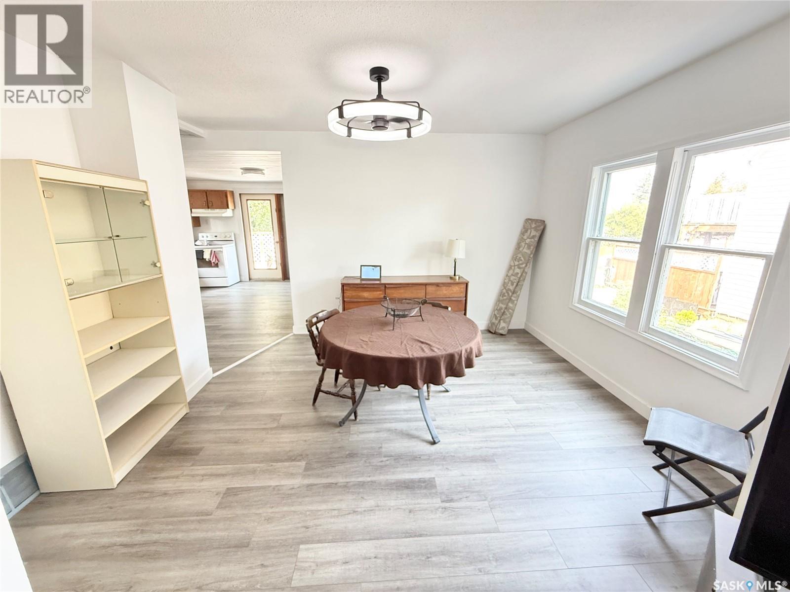 325 3rd AVENUE S - 8