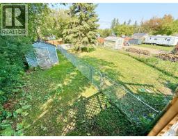 325 3rd Avenue S, Weyburn, SK S4H1X5 Photo 25