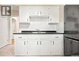 2928 Queen Street, Regina, SK S4S2E4 Photo 11