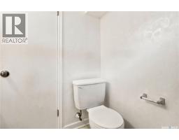 2928 Queen Street, Regina, SK S4S2E4 Photo 28