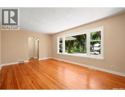 4pc Bathroom - 2928 Queen Street, Regina, SK S4S2E4 Photo 6