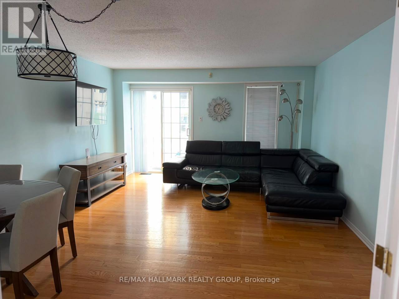 Condos for Rent in Ottawa – 418 SOMERSET STREET W, Ottawa – By Peter Sagos - Image 22