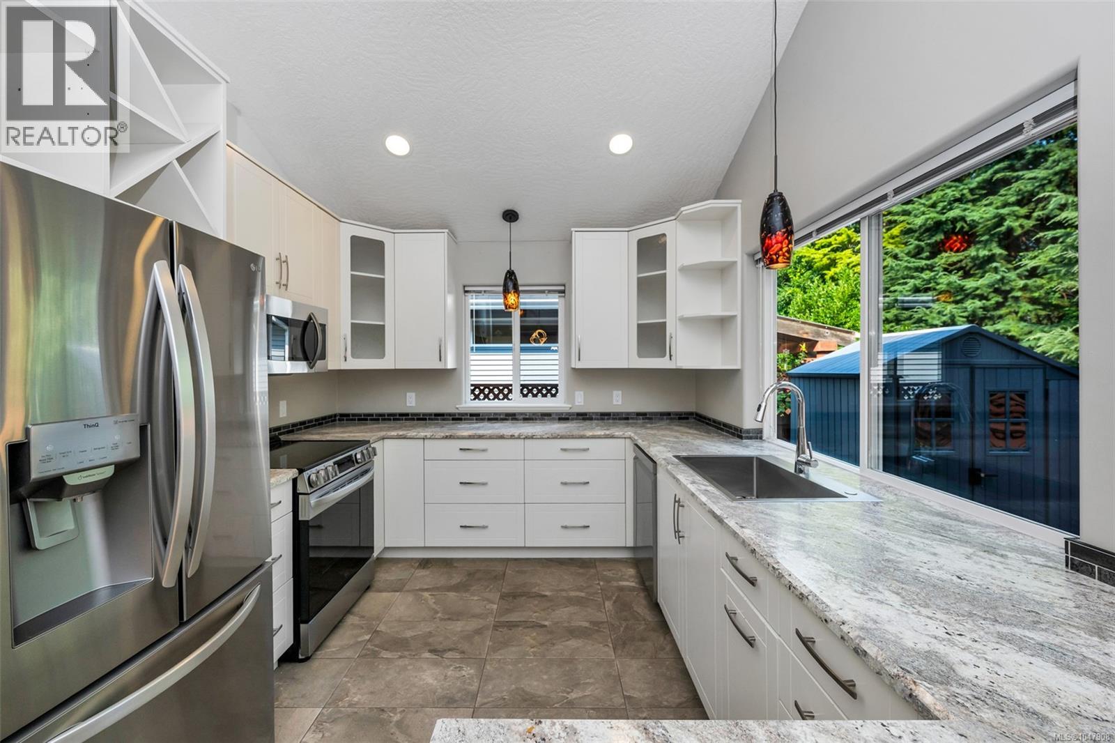  4030 Willowbrook Place, Saanich