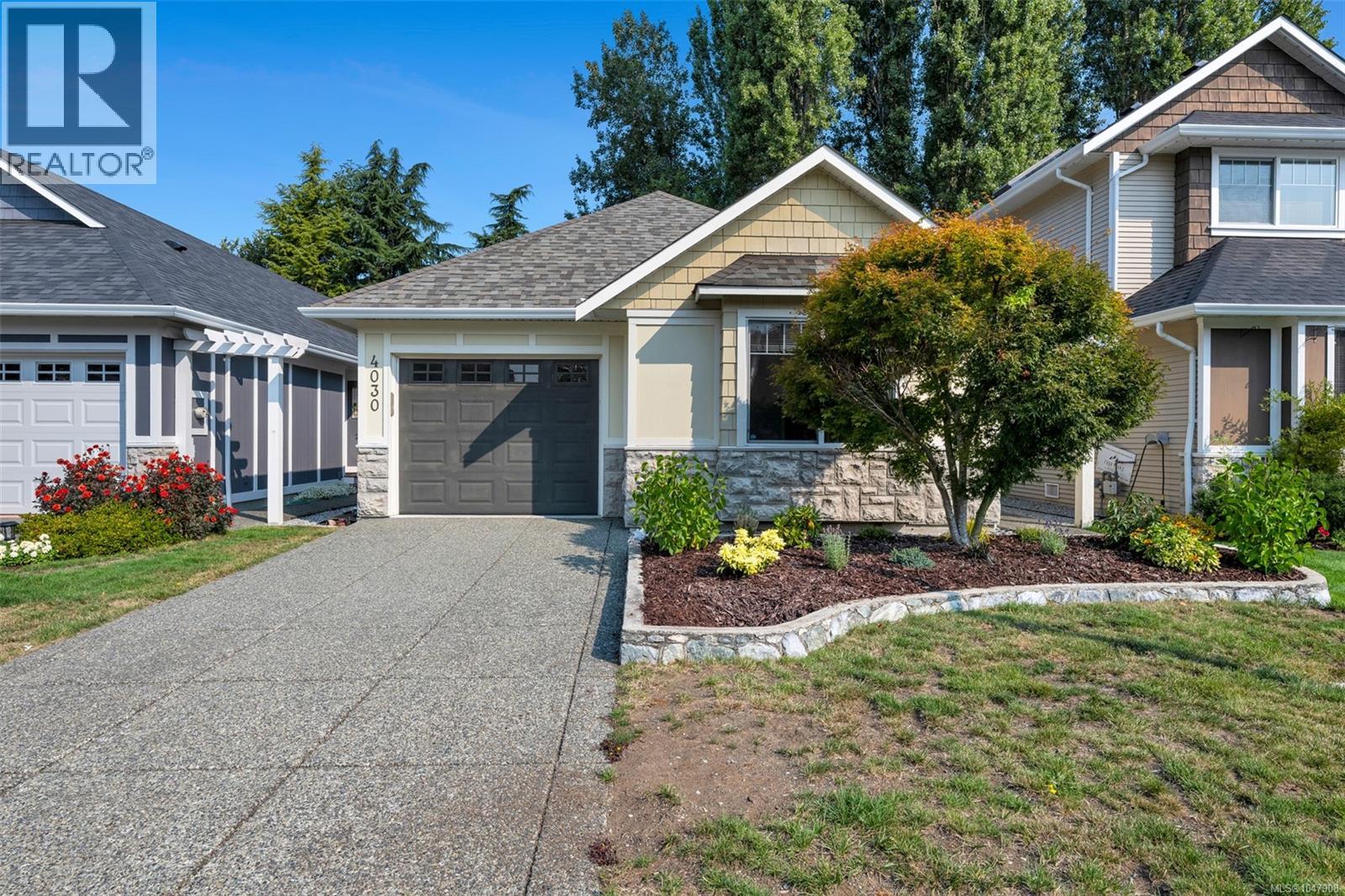  4030 Willowbrook Place, Saanich