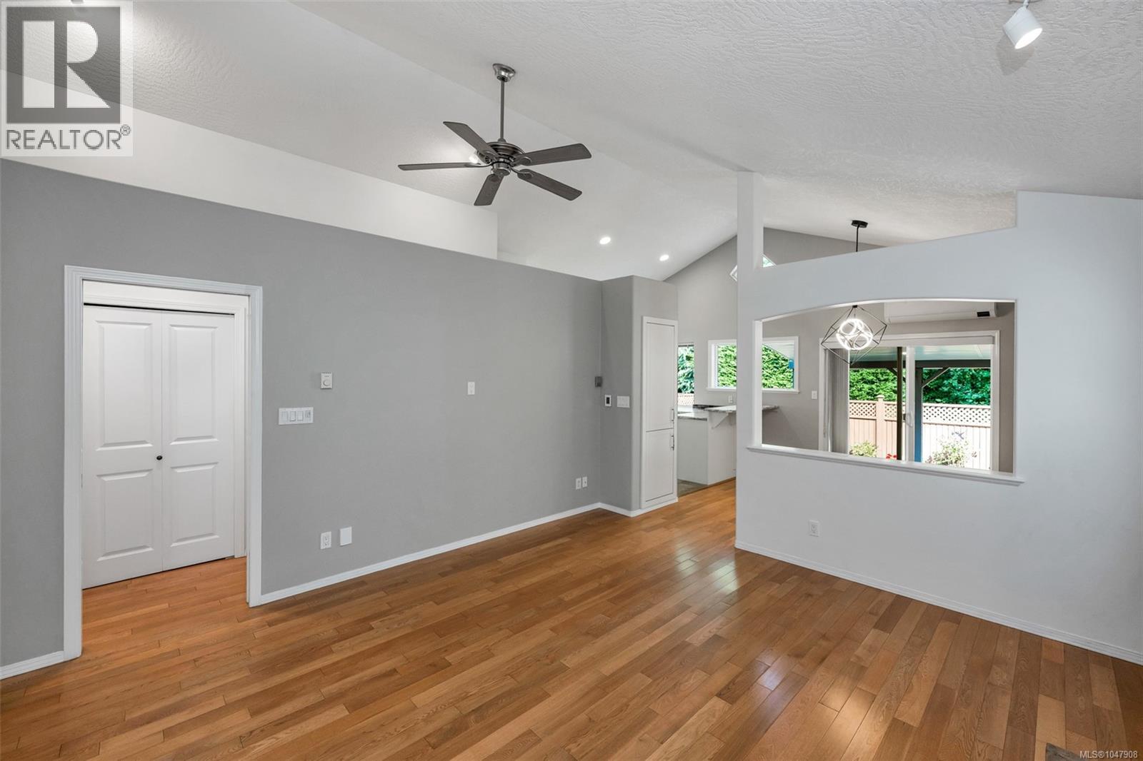  4030 Willowbrook Place, Saanich