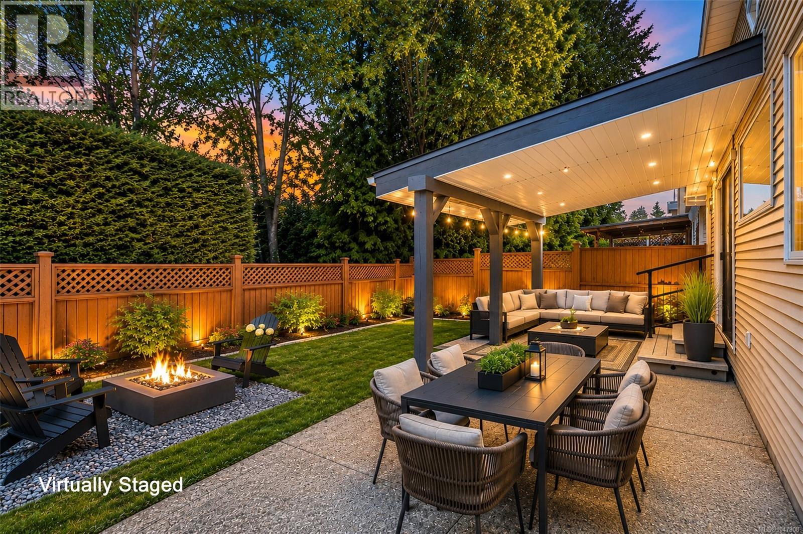  4030 Willowbrook Place, Saanich