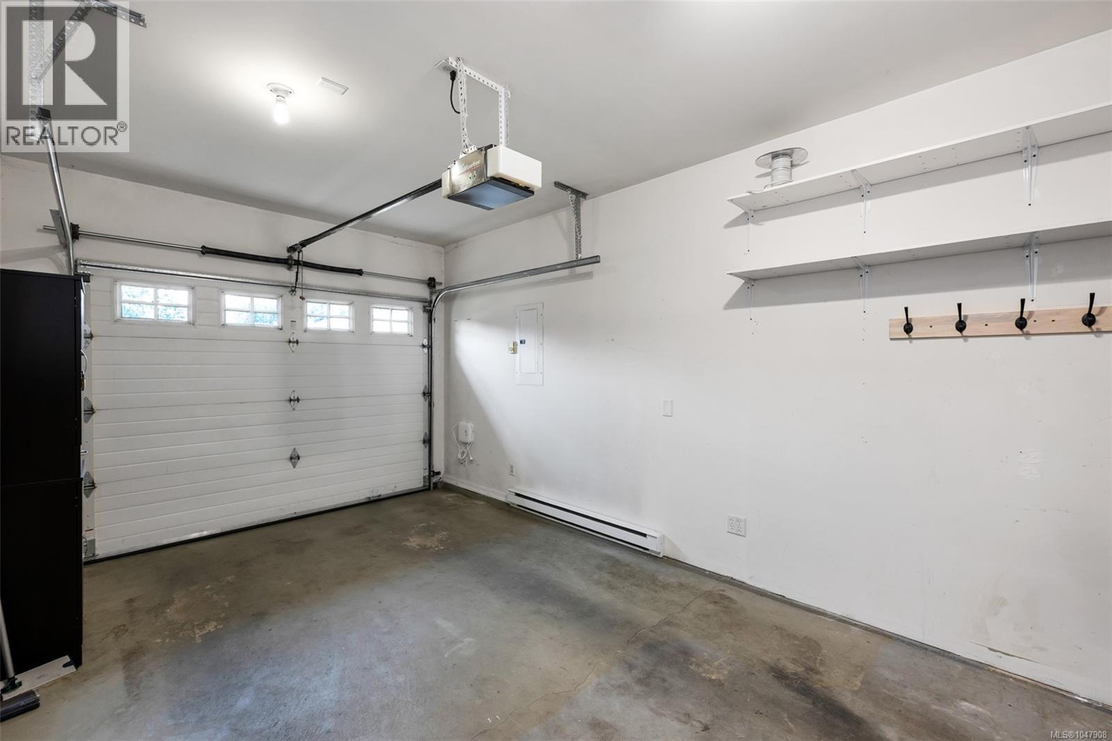 4030 Willowbrook Place, Saanich
