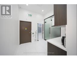 21 - 20 Maritime Ontario Boulevard, Brampton, ON L6S0E7 Photo 9