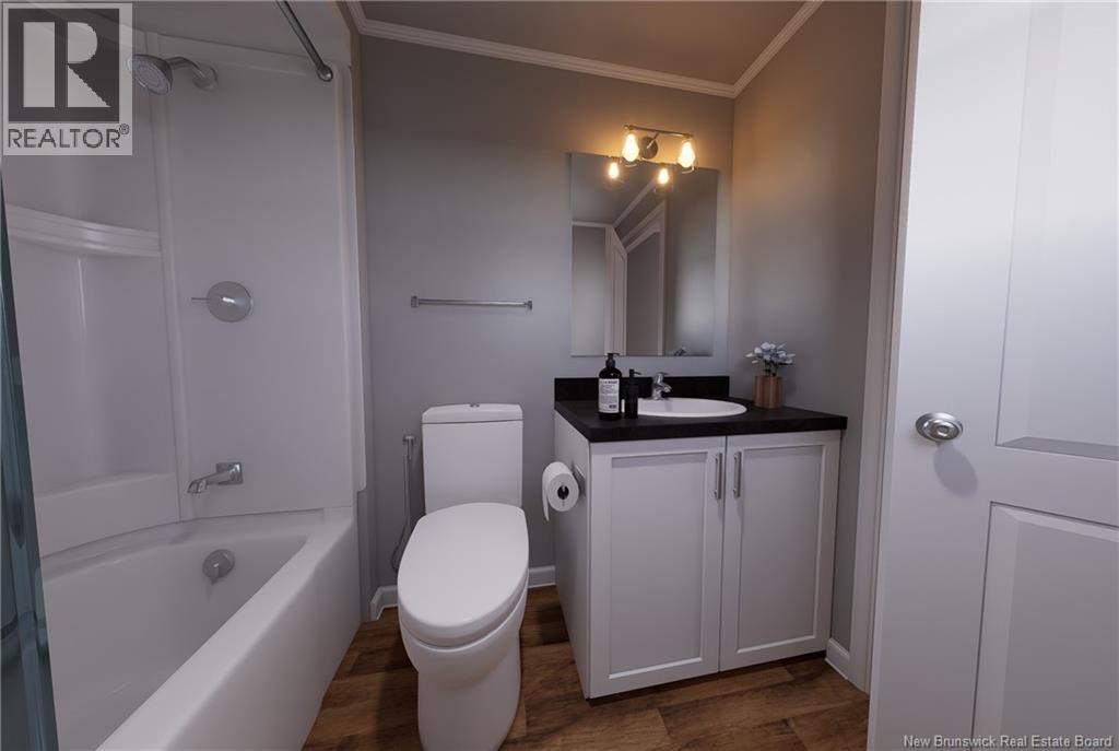 95 River East Drive - Image 22