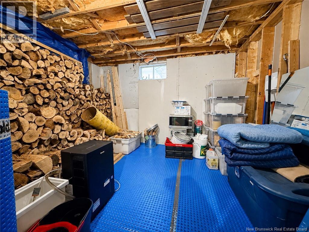 11 Charles - Image 31