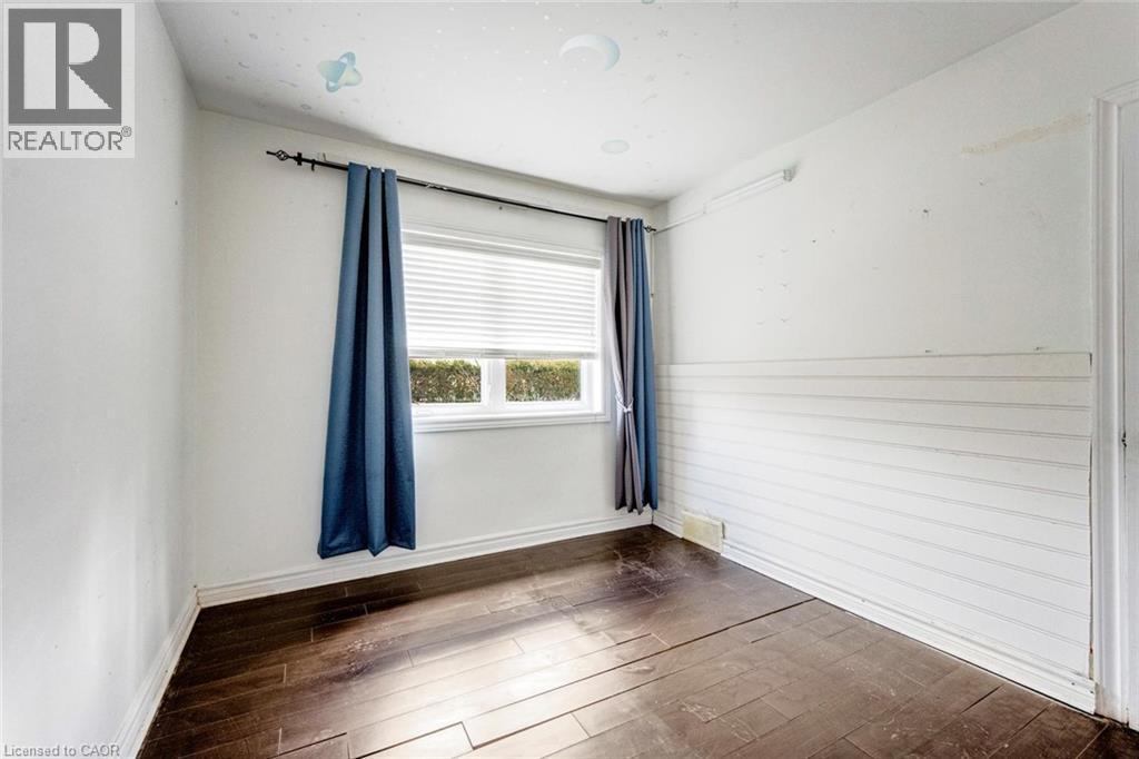 16 WOODWARD Avenue - 22