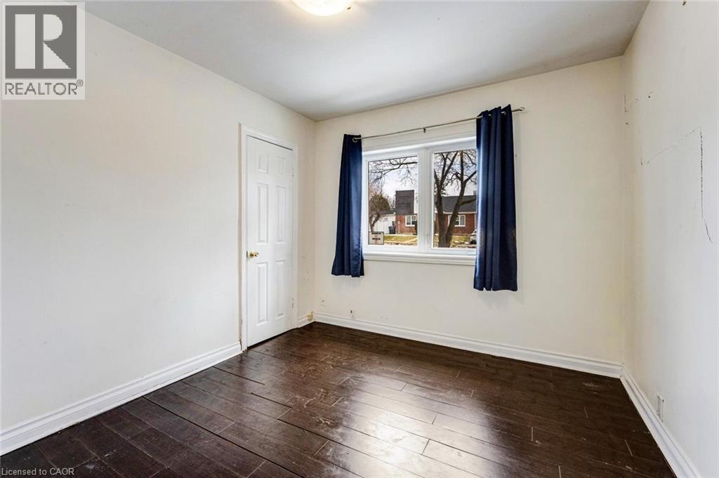 16 WOODWARD Avenue - 25
