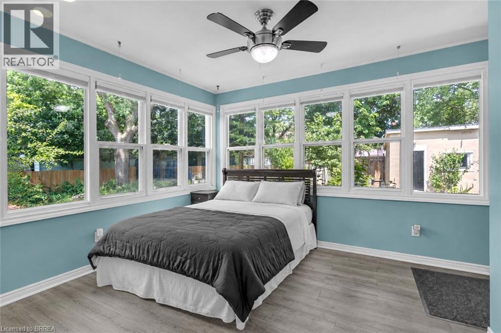 15 SALISBURY Avenue - 12