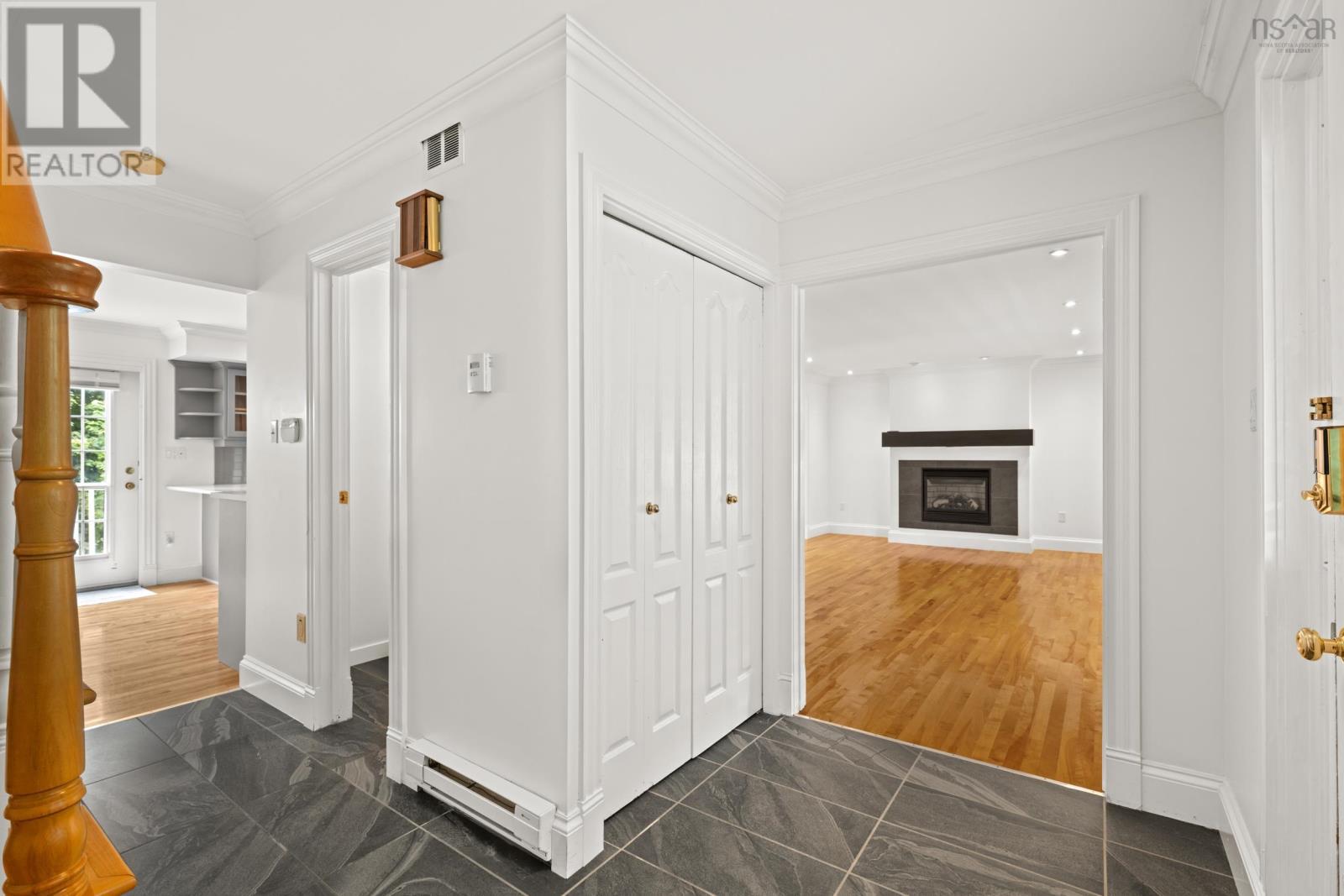 74 Golf Links Road - 6