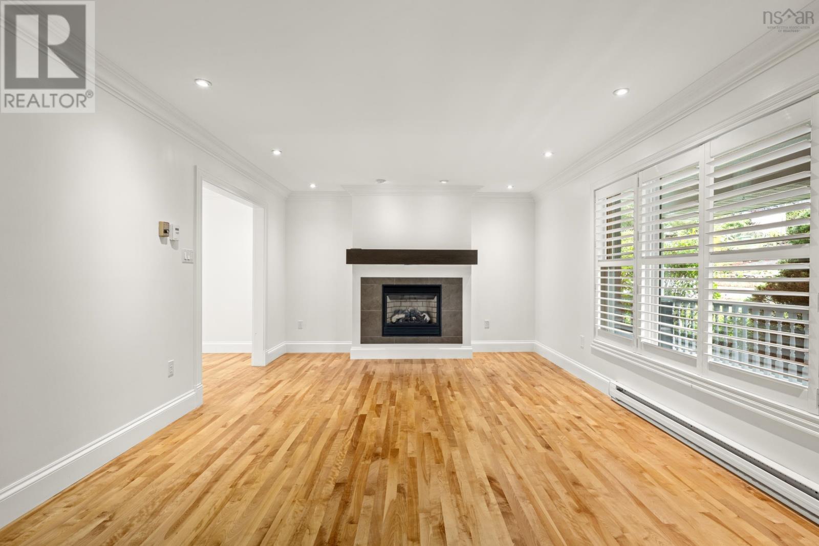 74 Golf Links Road - 8