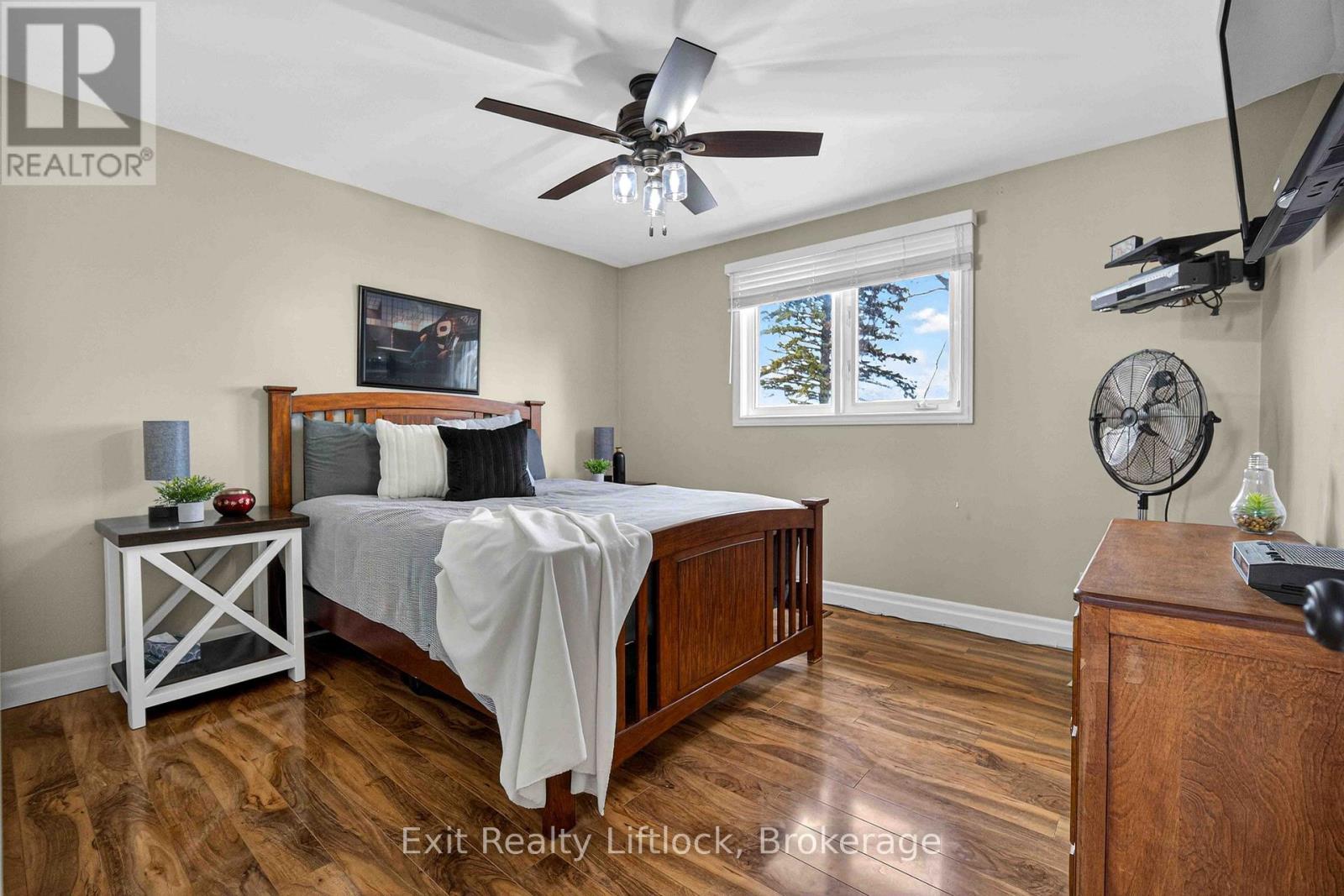 2289 BASE LINE ROAD - Image 16