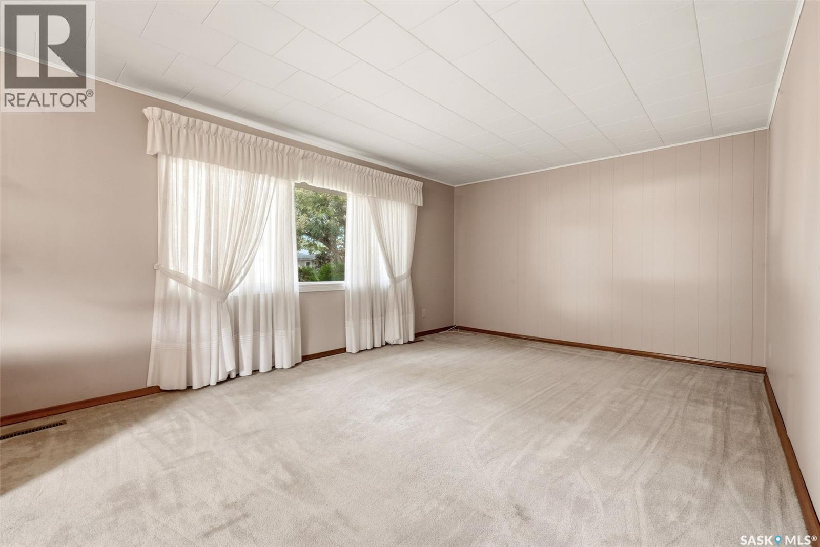 273 Angus STREET - Image 4