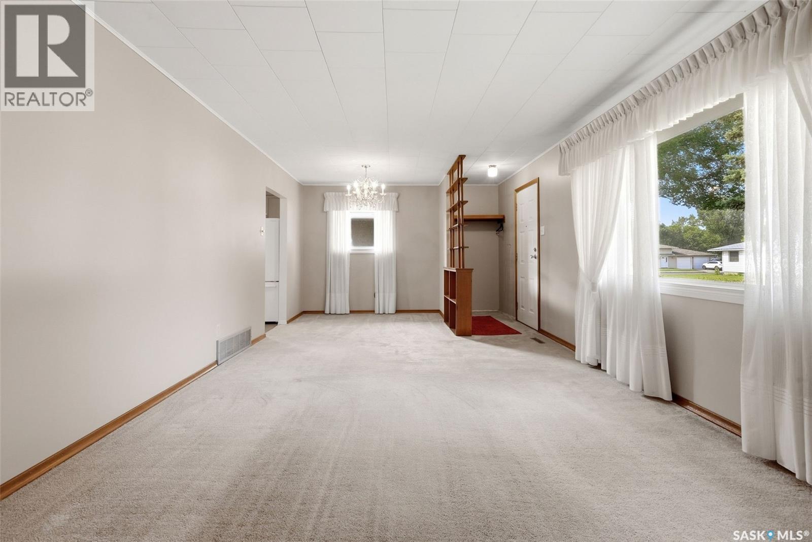 273 Angus STREET - Image 5
