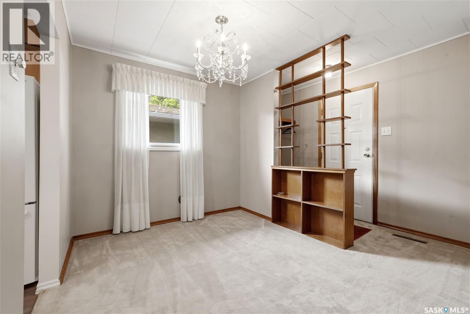273 Angus STREET - Image 6