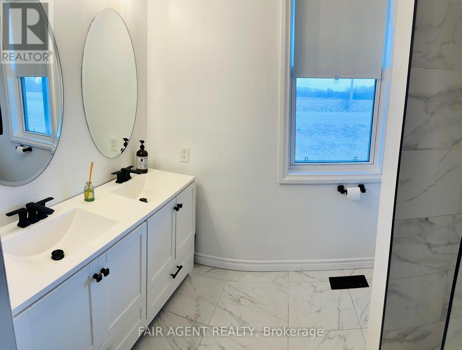 56091 MAPLE GROVE LINE - Image 9