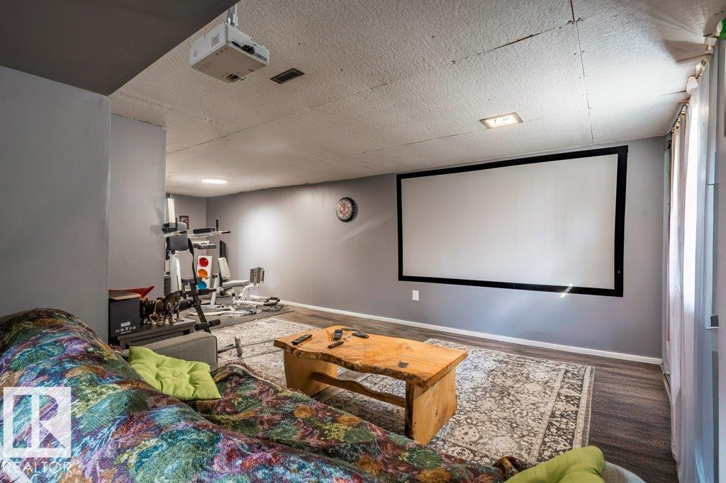 4012 55 ST - 29