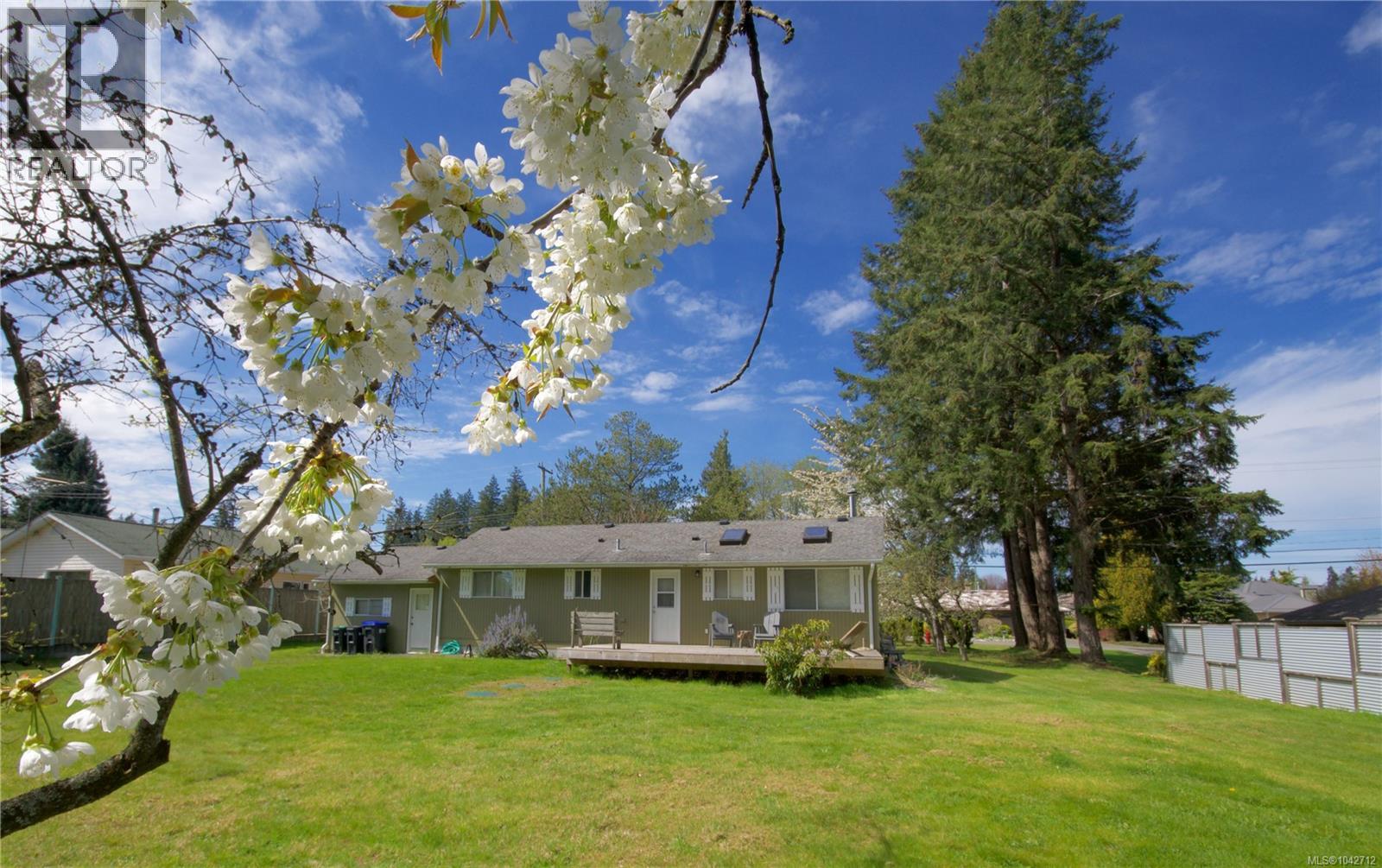 603 Johnstone Rd - 1