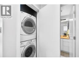 1601 280 Ross Drive, New Westminster, BC V3L0C2 Photo 22