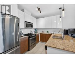 1601 280 Ross Drive, New Westminster, BC V3L0C2 Photo 6