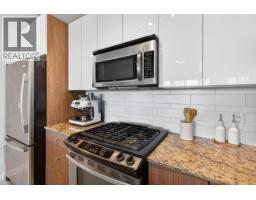 1601 280 Ross Drive, New Westminster, BC V3L0C2 Photo 8