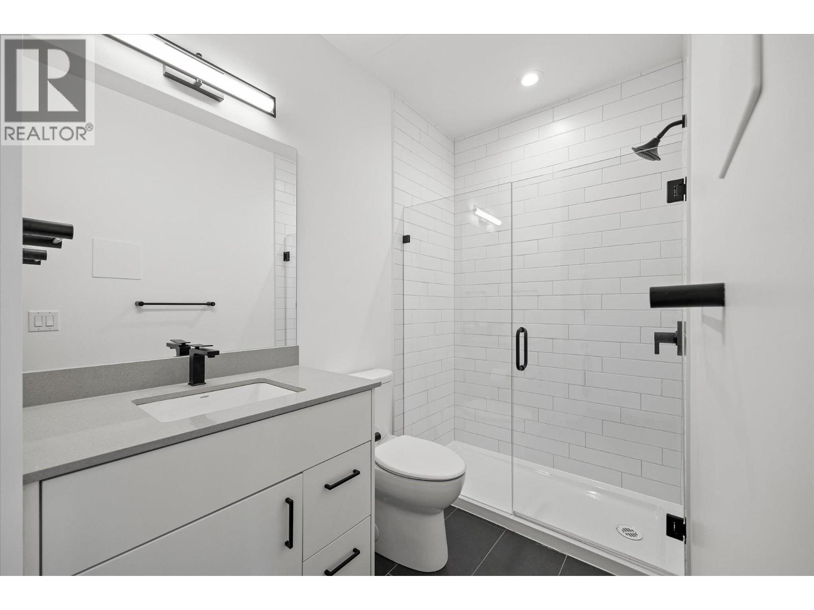 #105B 660 Cawston Avenue - 7