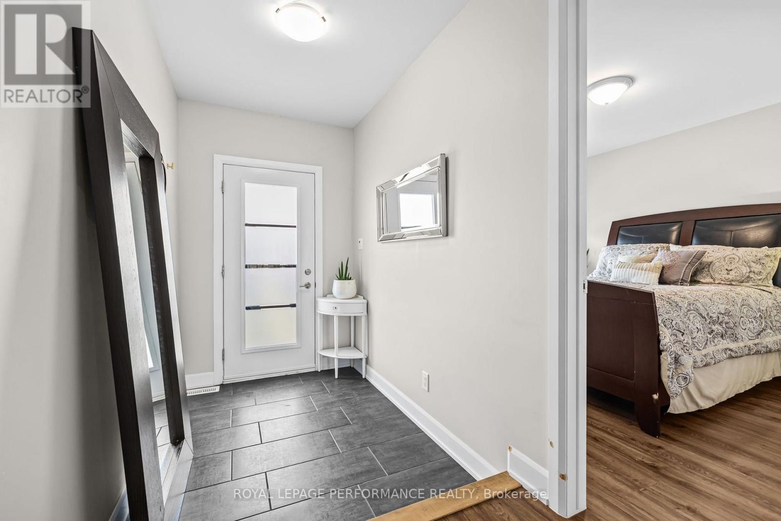 390 TWILIGHT AVENUE - 3