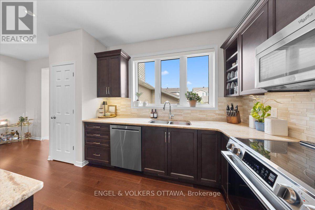 429 SWEETFLAG STREET - Image 14