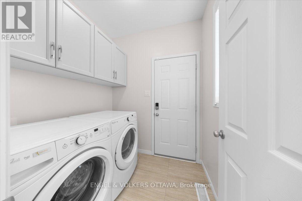 429 SWEETFLAG STREET - Image 19