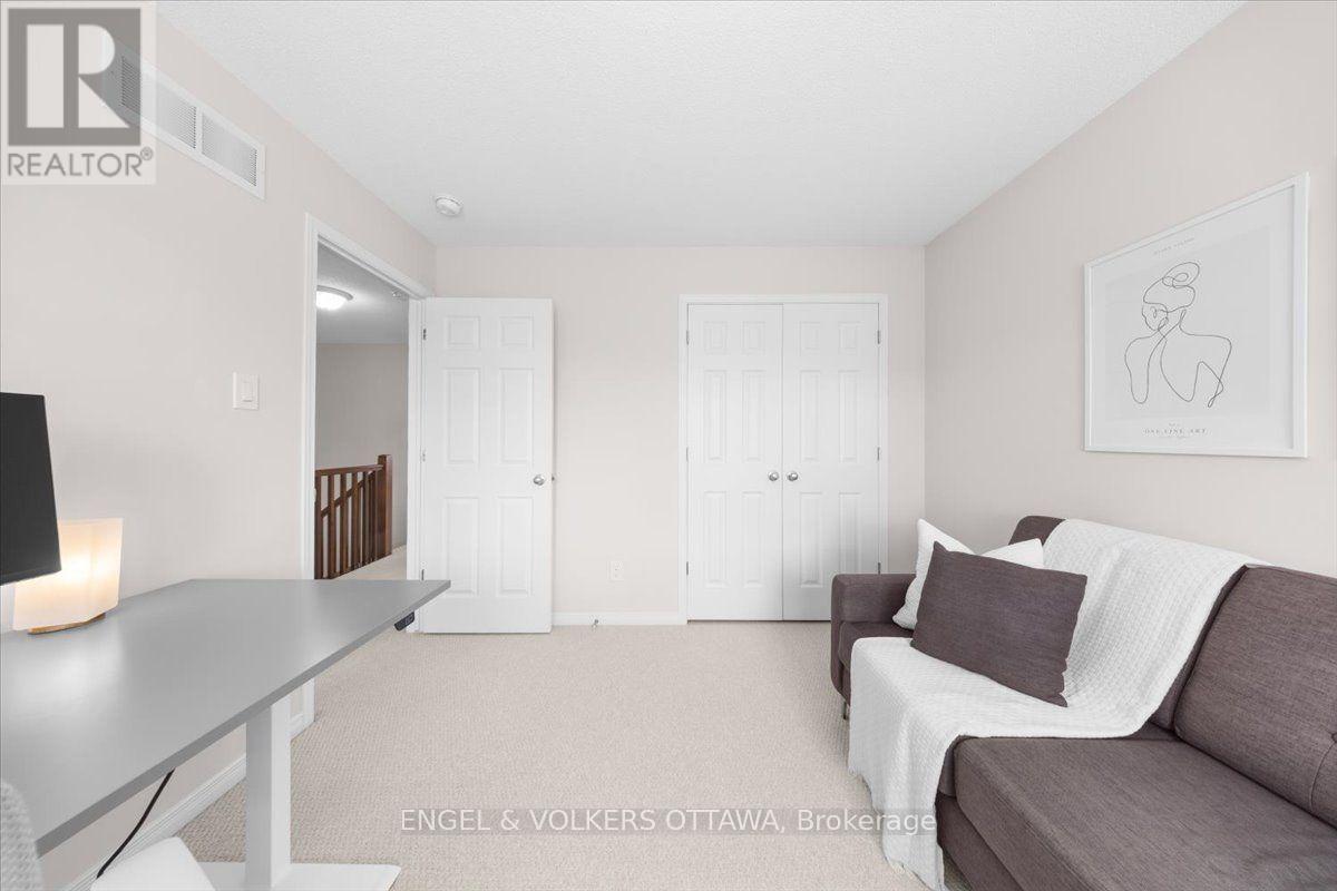 429 SWEETFLAG STREET - Image 35