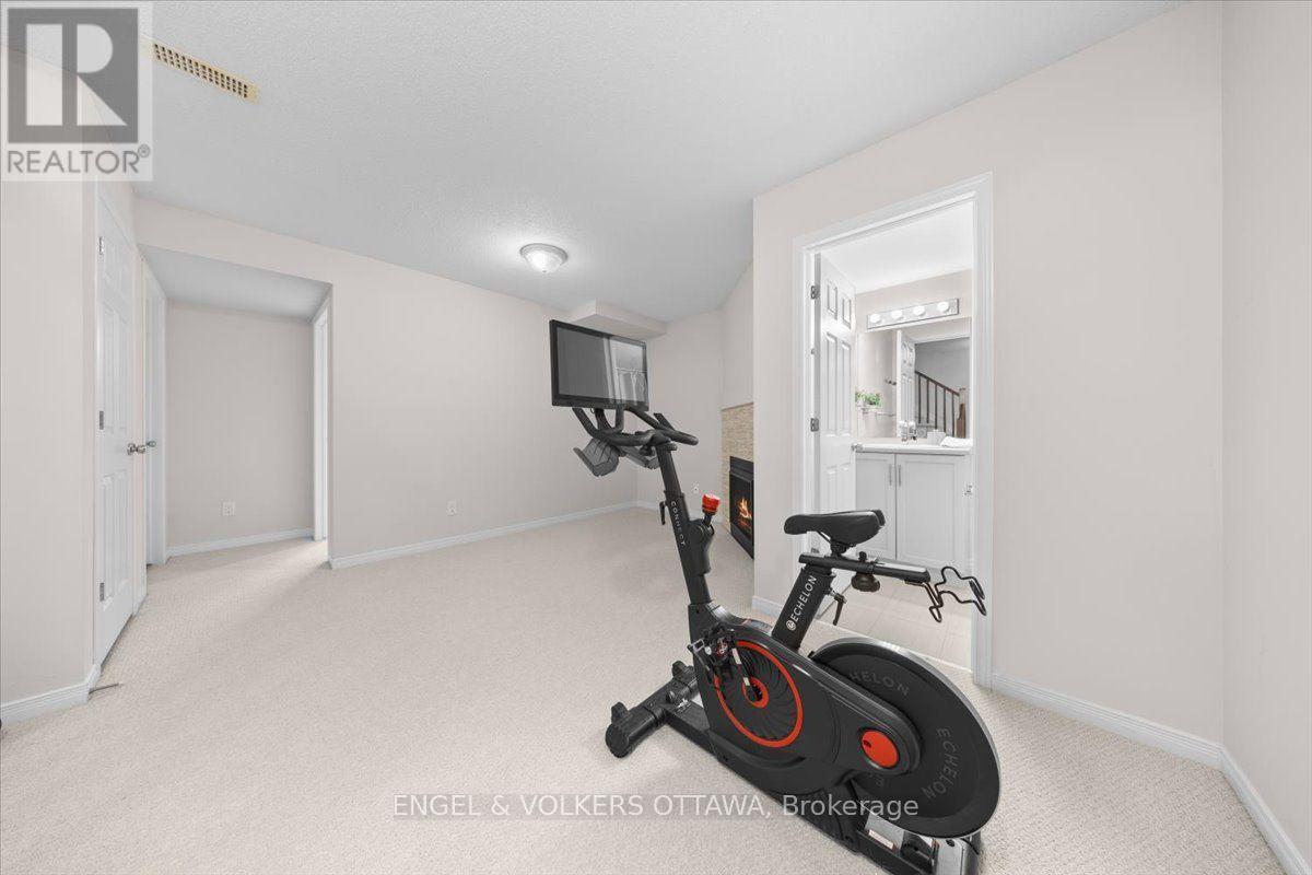 429 SWEETFLAG STREET - Image 38