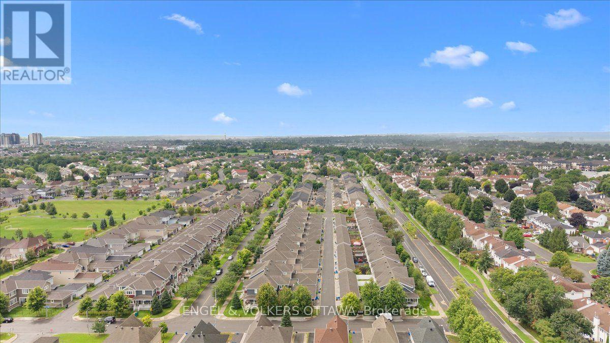 429 SWEETFLAG STREET - Image 46